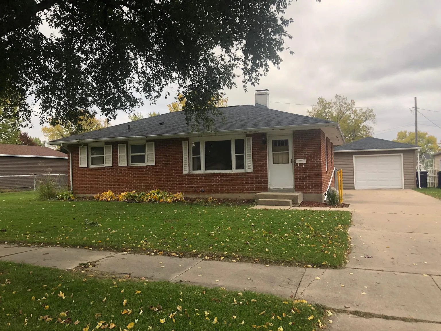 3 bed, $1,850 — Photo 1
