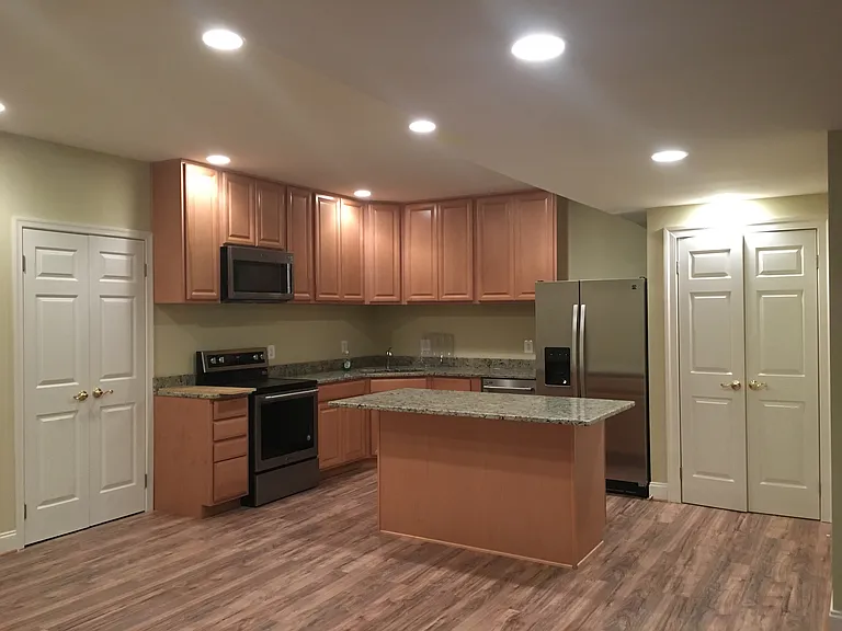 8102 Westchester Dr #B — Photo 2