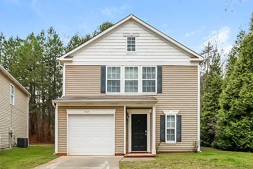 1907 Dunsmore Ln Photo 1
