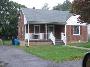 1037 Hunt Ave NW, Roanoke, VA