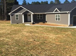 106 Hunters Ridge Rd, Chatsworth, GA 30705