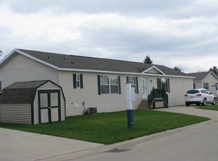 2709 Sandbar Ct, Lapeer, MI