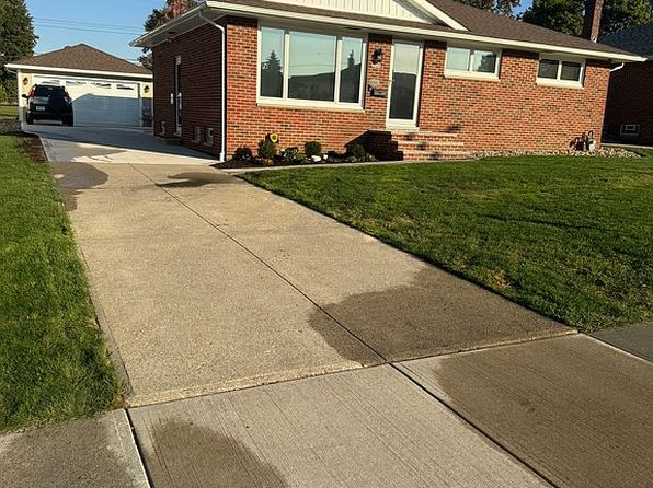 1857 Empire Rd