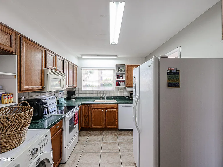 10955 W Connecticut Ave #10955 — Photo 4