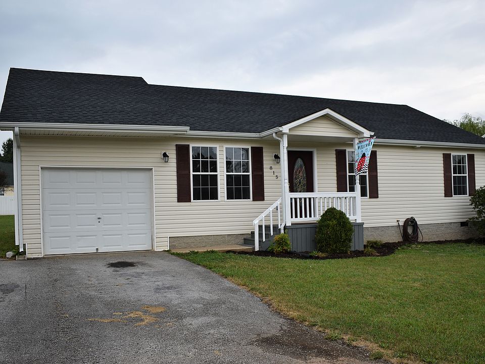1st image of 815 Red Clover Ave