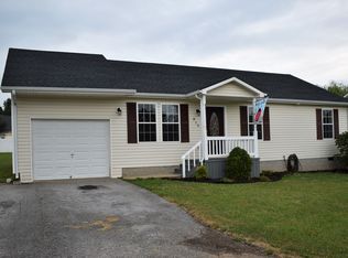 815 Red Clover Ave, Bowling Green, KY 42101