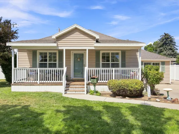171 E Mountain View Dr, Murray, UT 84107