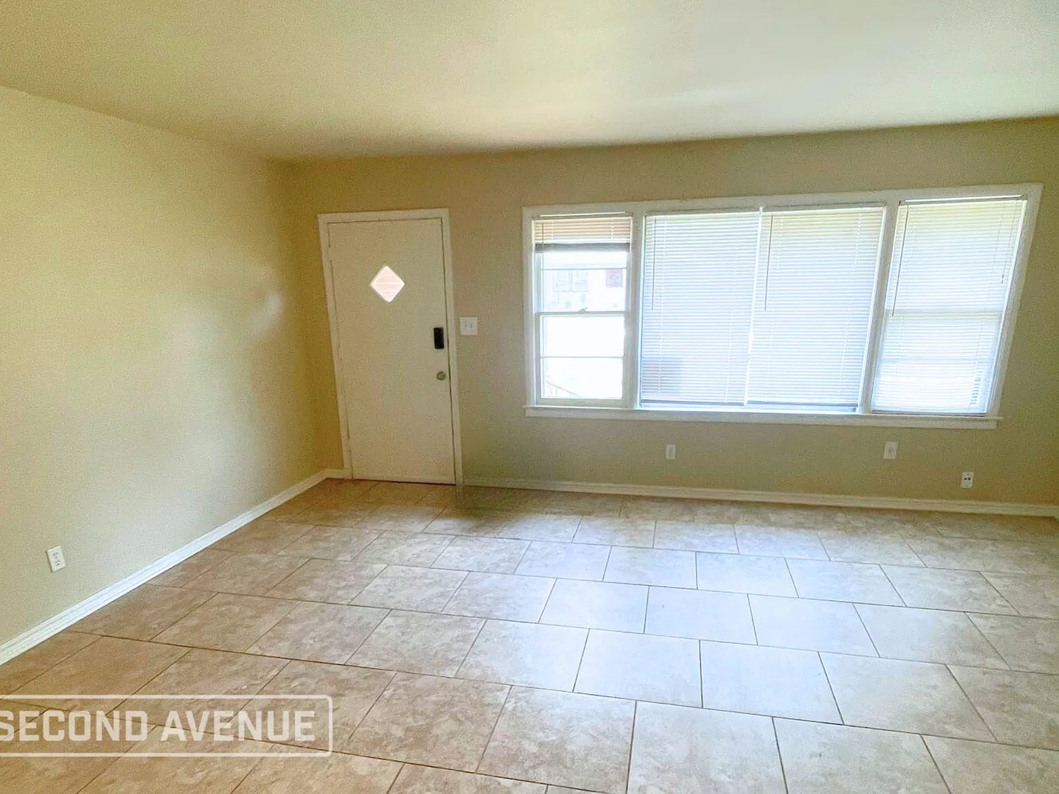 2 bed, 1.0 bath, 1000 sqft, $939 — Photo 4