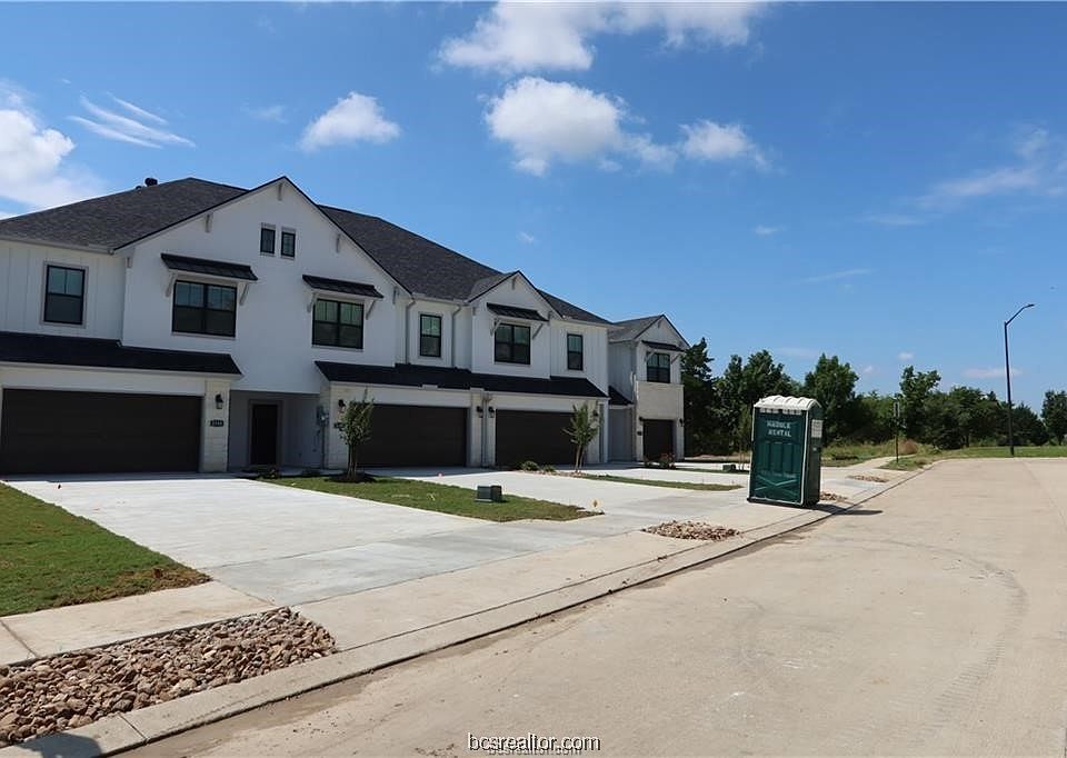 1st image of 2116 Jax Dr