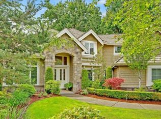 19323 NE 42nd Ct, Sammamish, WA 98074