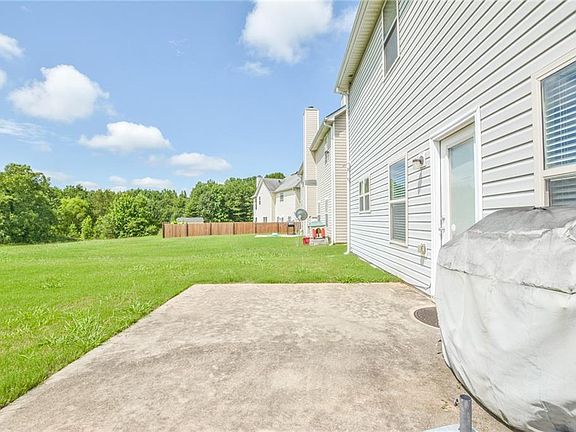 5th image of 3428 Pembrook Farm Ct