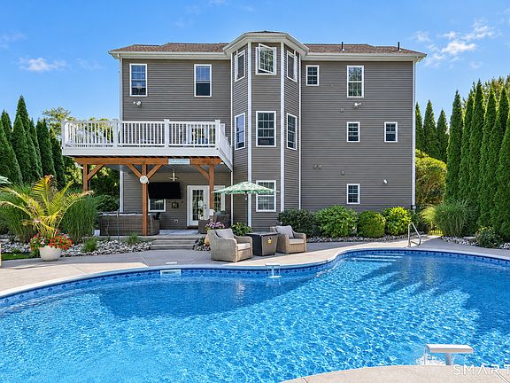 5th image of 144 Silver Brook Lane