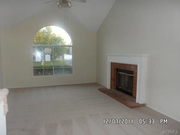 12073 Drury Ln — Photo 3