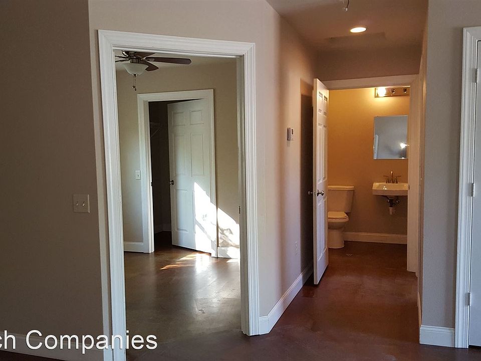 1st image of 1421 21st Ave S APT 101