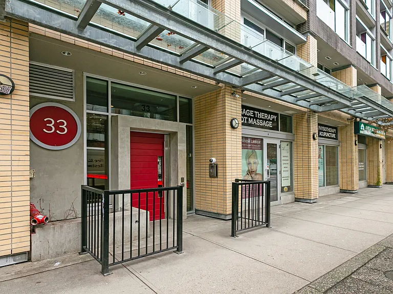 33 W Pender St #508 — Photo 2