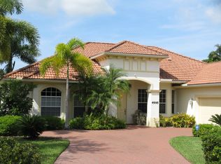 4995 Rustic Oaks Cir, Naples, FL 34105