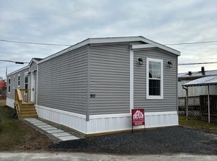 557 SW Cutoff #90, Auburn, MA 01501