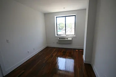 Rented by Makover Group Inc