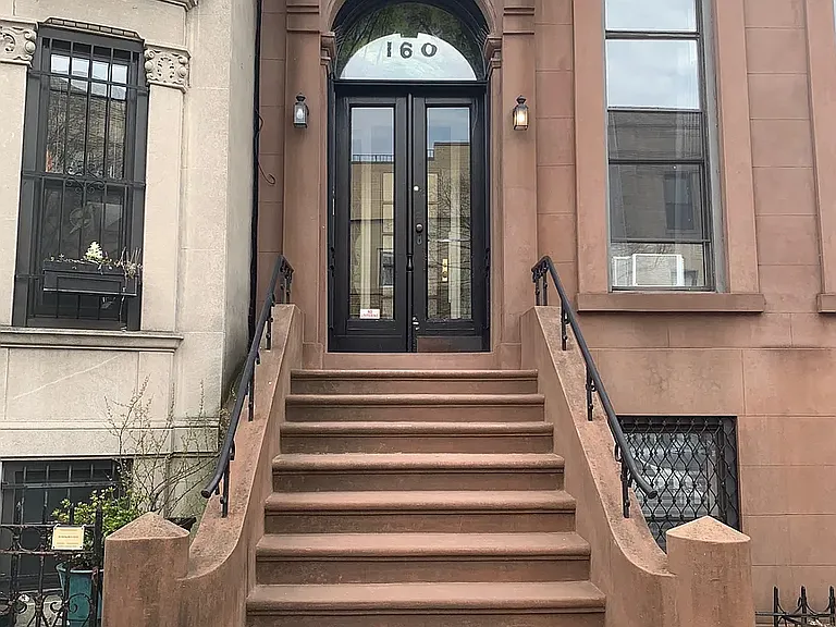 160 Sterling Pl #4F — Photo 4