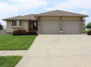 309 N 34th St, Norfolk, NE 68701