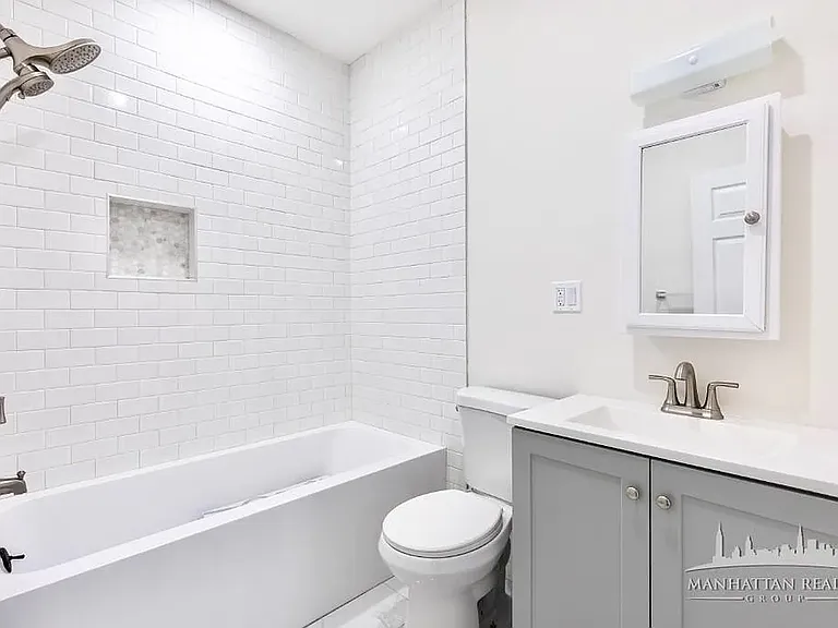 108-19 Ditmars Blvd #1 — Photo 4