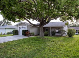 10739 Los Santos Dr, Port Richey, FL 34668