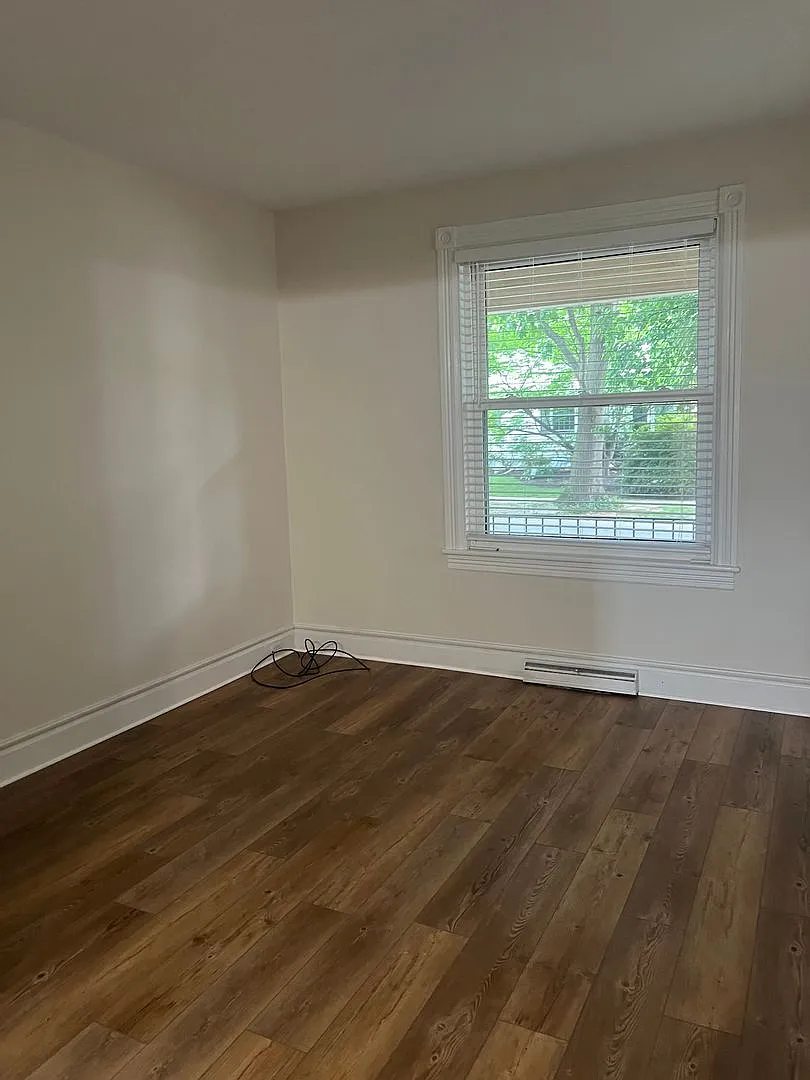 Newly remodeled 3 bedroom home in fantastic Carlisle Neighborhood — Photo 3