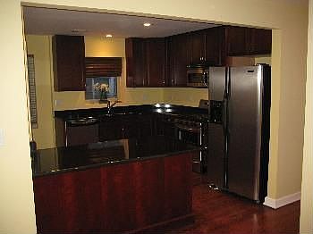 5th image of 2821 W Berwyn Ave