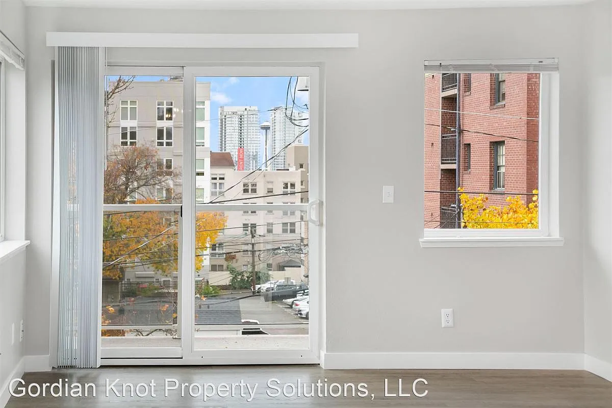 Boylston Place — Photo 3