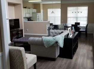 8841 Heron Glen Dr, Charlotte, NC 28269