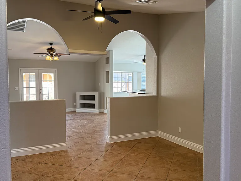 4820 Patterson Ave — Photo 6