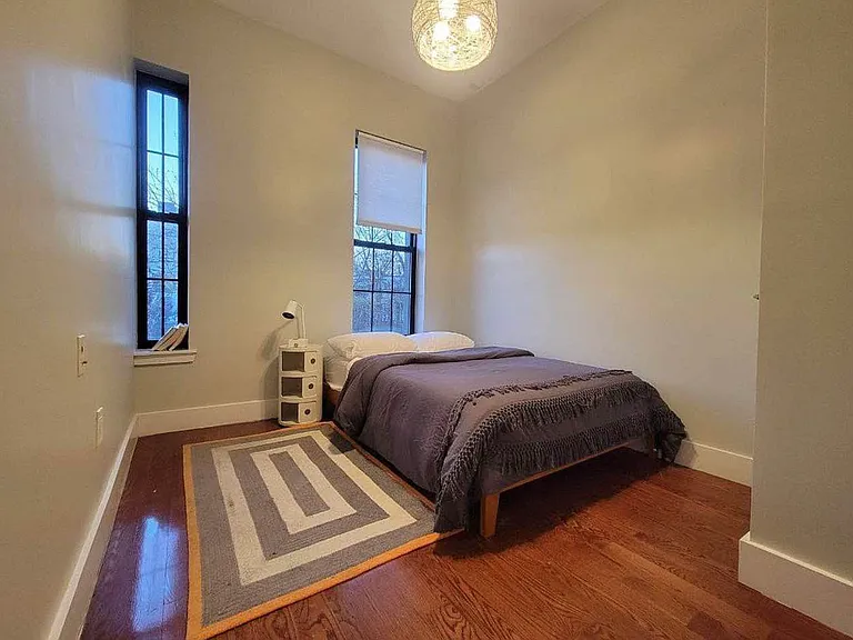 1275 Jefferson Ave #3 — Photo 3