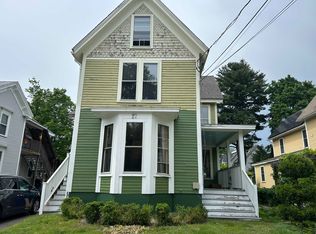 27 Linden St, Exeter, NH 03833