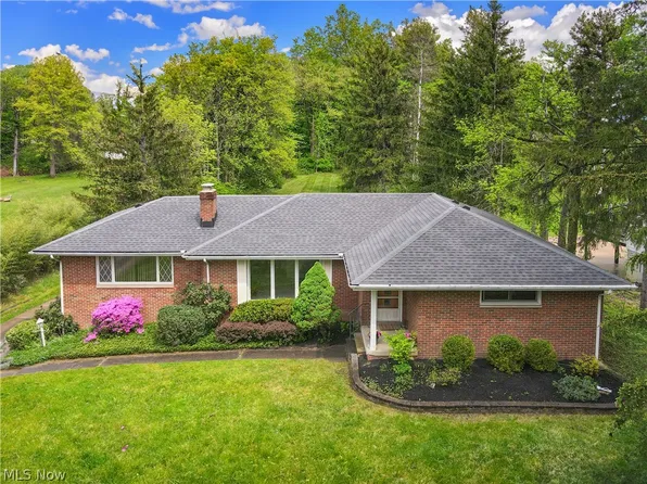 6965 Wilson Mills Rd, Gates Mills, OH 44040