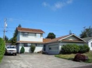 3461 Edgewood Dr, North Bend, OR