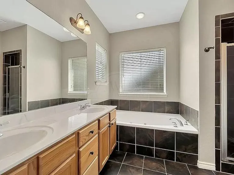 5305 Rimes Ranch Dr — Photo 13