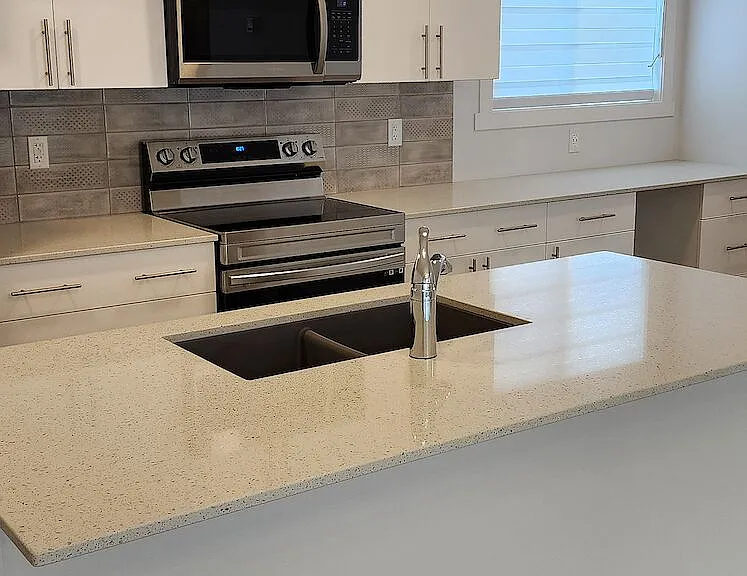 850 Secord Blvd NW #8 — Photo 4