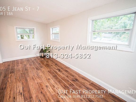 4th image of 405 E Jean St #7