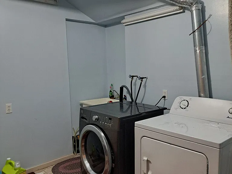 22 Townley Cres #BASEMENT — Photo 8