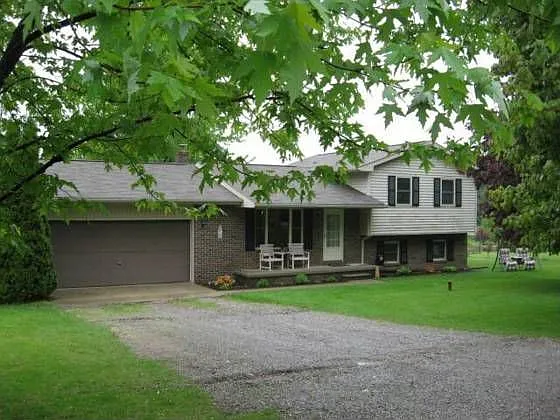 53 Elk Lake Rd photo 1