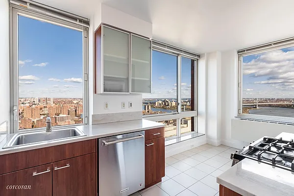 Rented by Corcoran | media 16