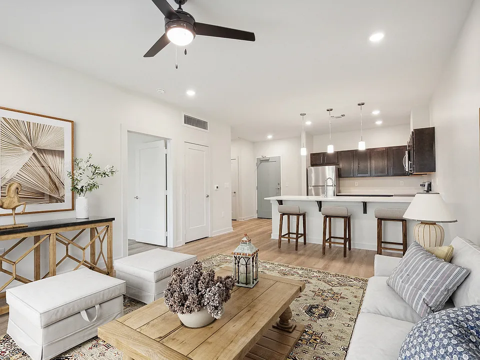 Hammond Station Apartments