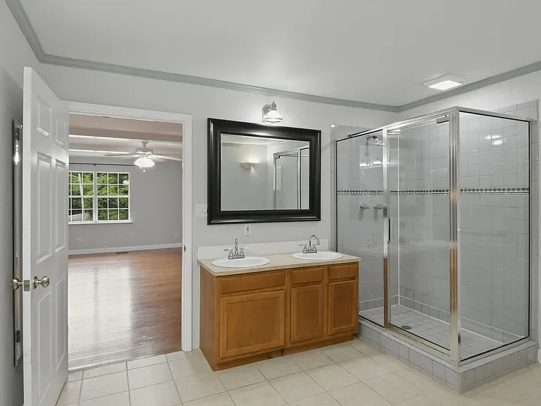 1306 Brockton Dr — Photo 24