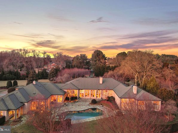 9619 Georgetown Pike, Great Falls, VA 22066