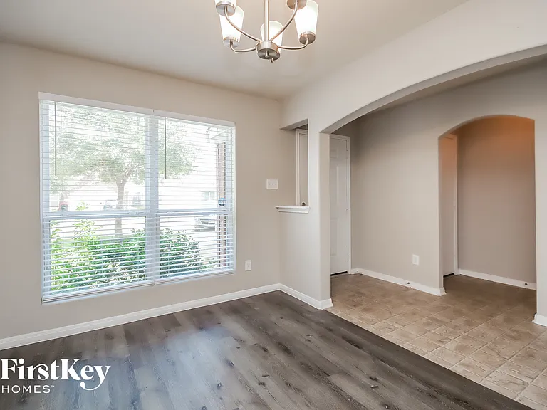 3607 Zephyr Glen Way — Photo 6