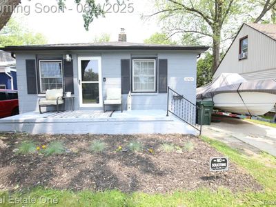 22505 Harper Lake Ave, Saint Clair Shores, MI, 48080