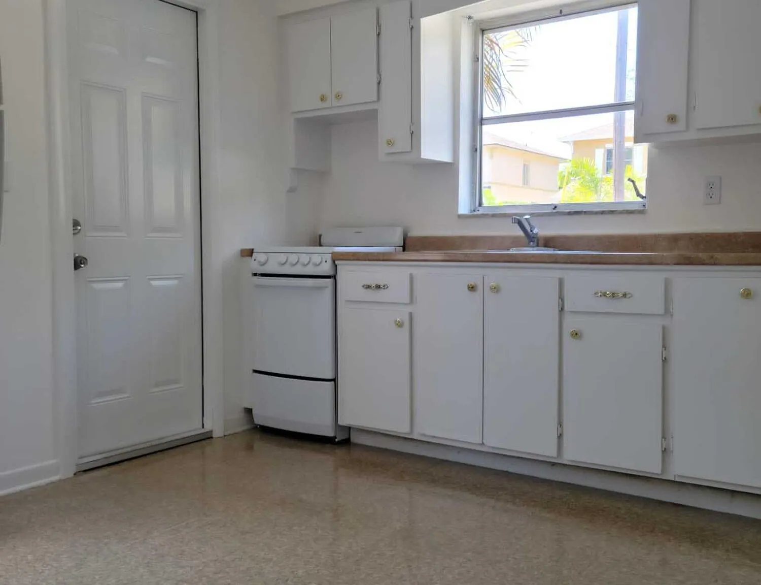1 bed, 1.0 bath, 525 sqft, $1,550 — Photo 2