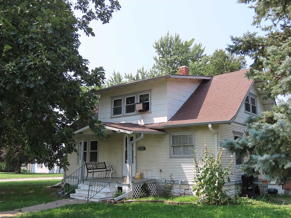1st image of 116 W D St
