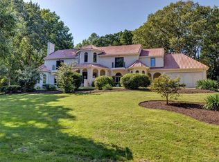 2810 Wicklow Ln, North Chesterfield, VA 23236