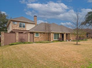 9545 Milltrail Dr, Dallas, TX 75238